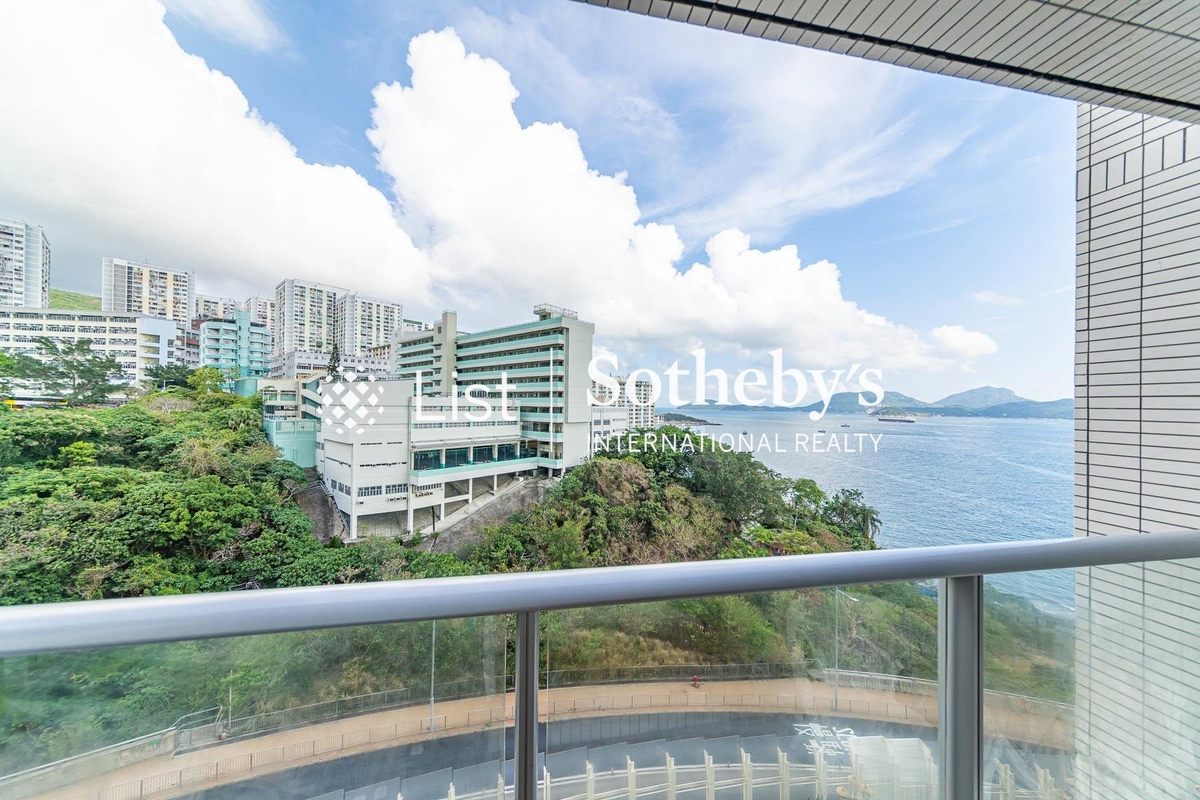 Residence Bel-Air Phase 4 Bel-Air On The Peak 貝沙灣 4期 南灣 | Balcony off Living and Dining Room