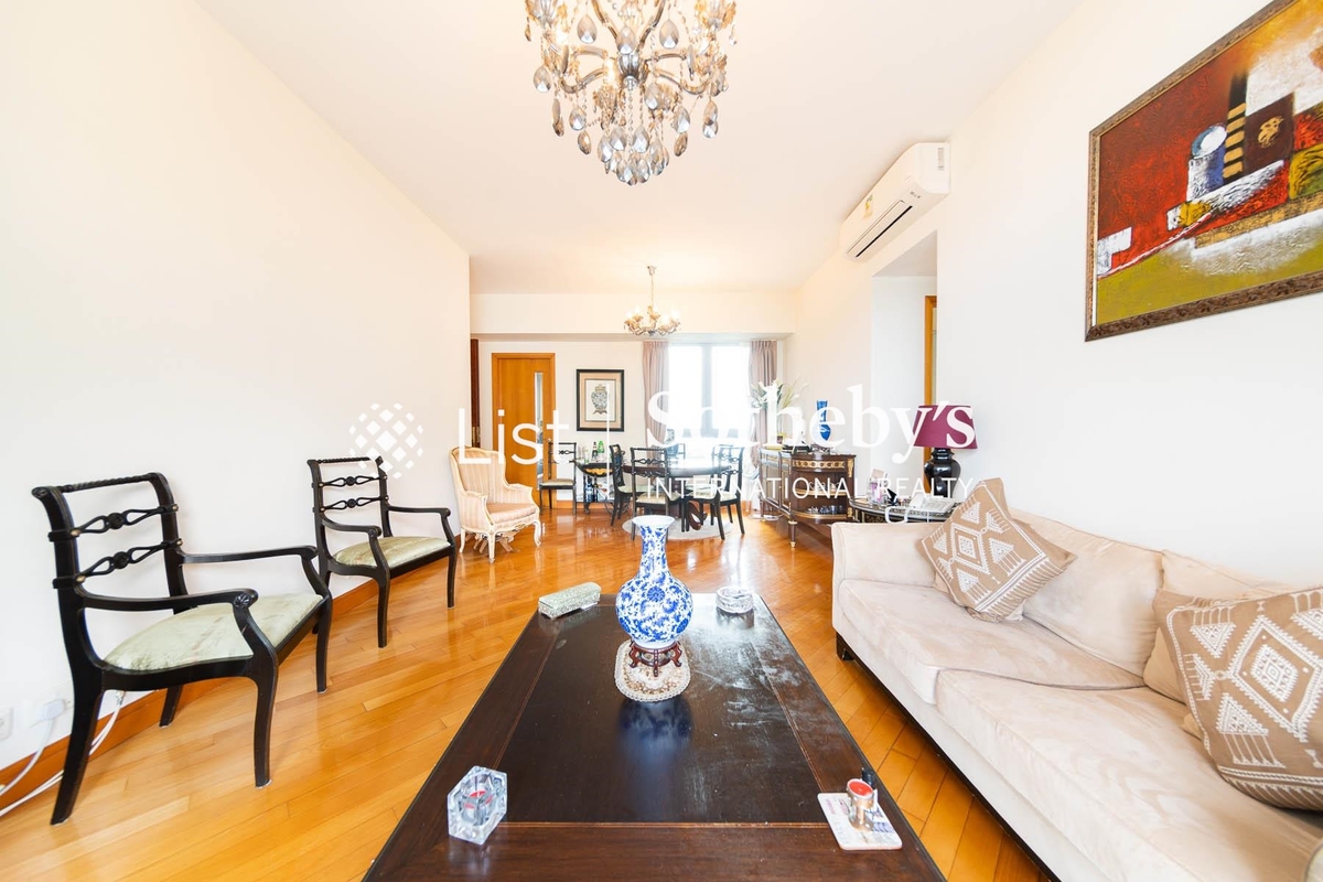 Residence Bel-Air Phase 4 Bel-Air On The Peak 貝沙灣 4期 南灣 | Living and Dining Room