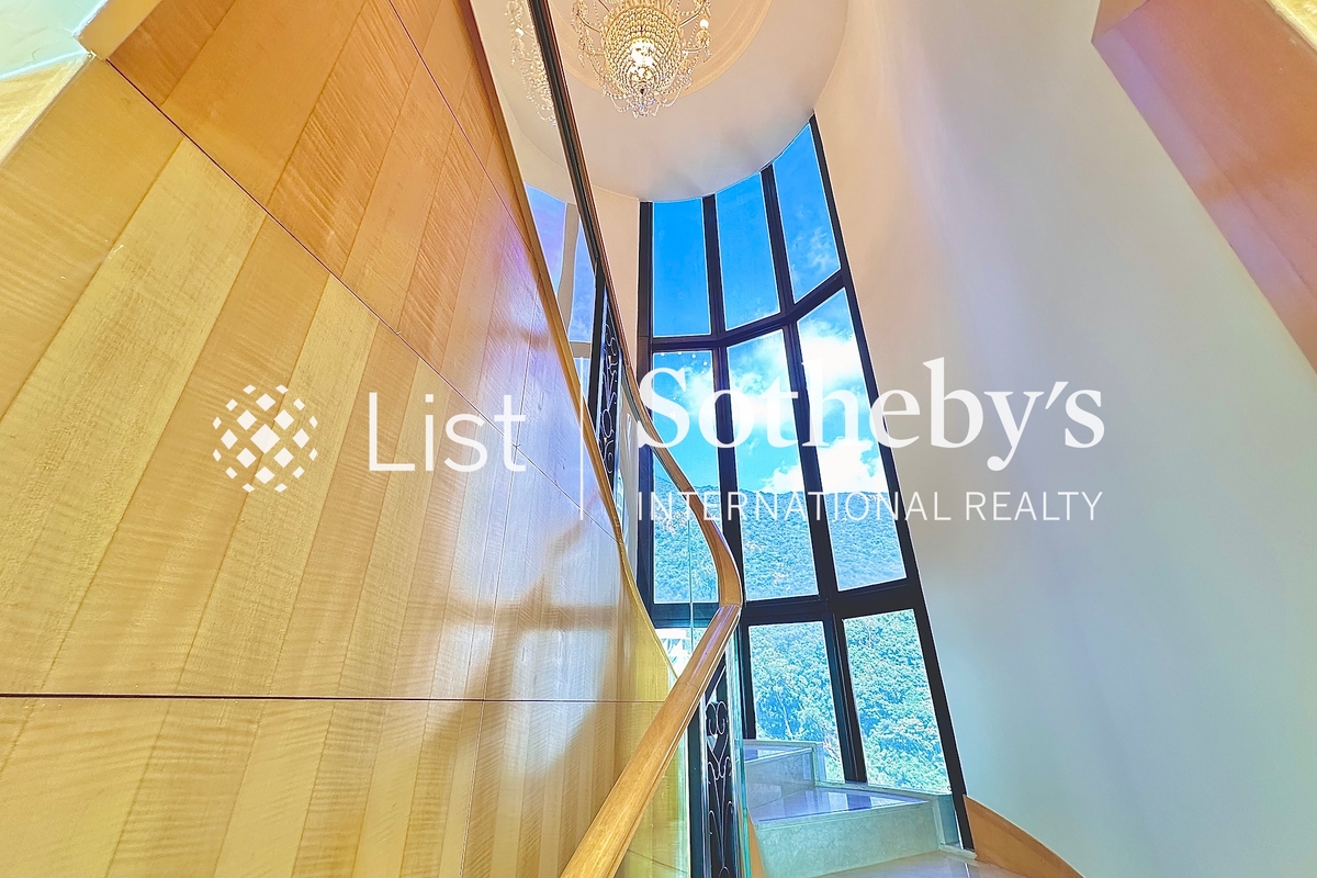 Royalton 豪峰 | Internal Staircase