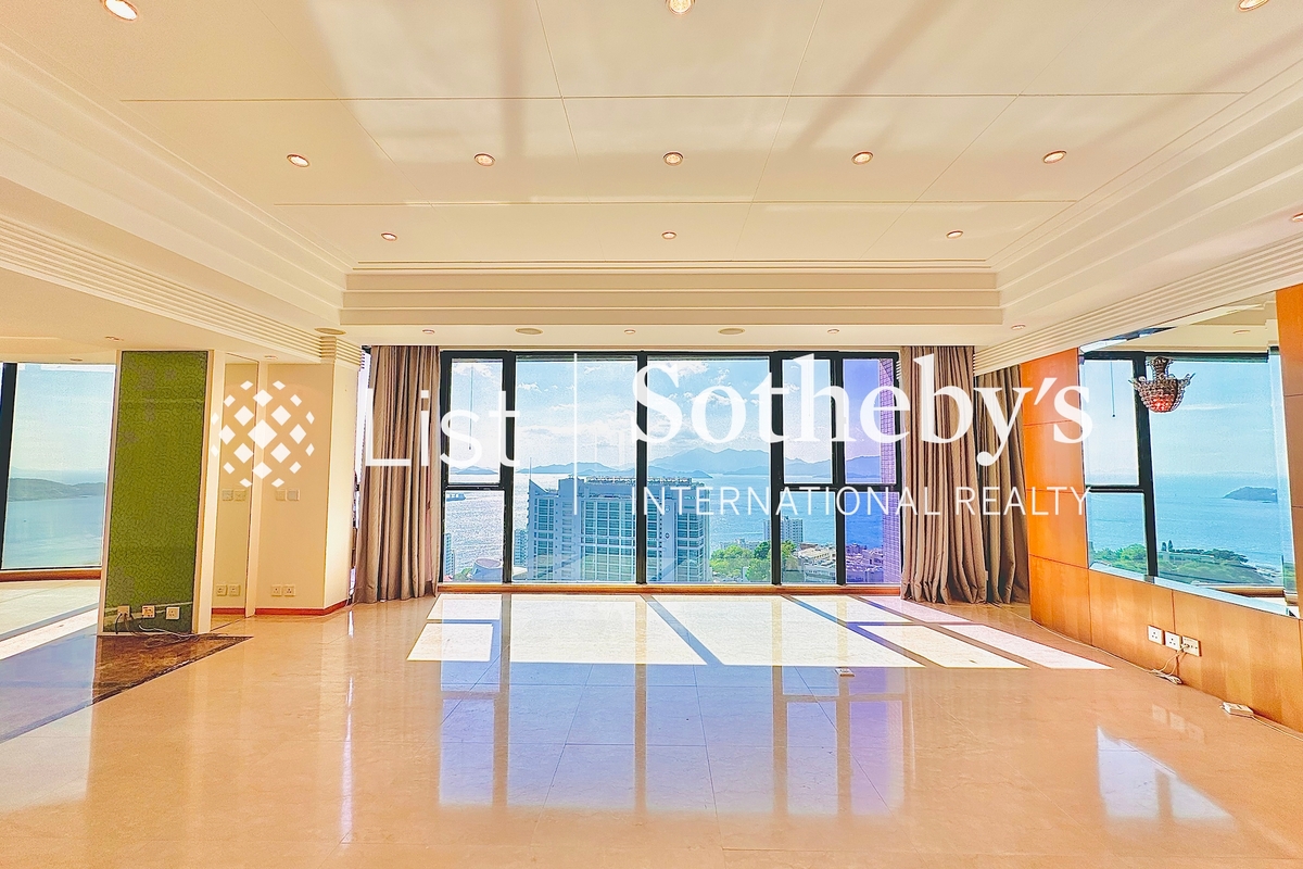 Royalton 豪峰 | Living Room