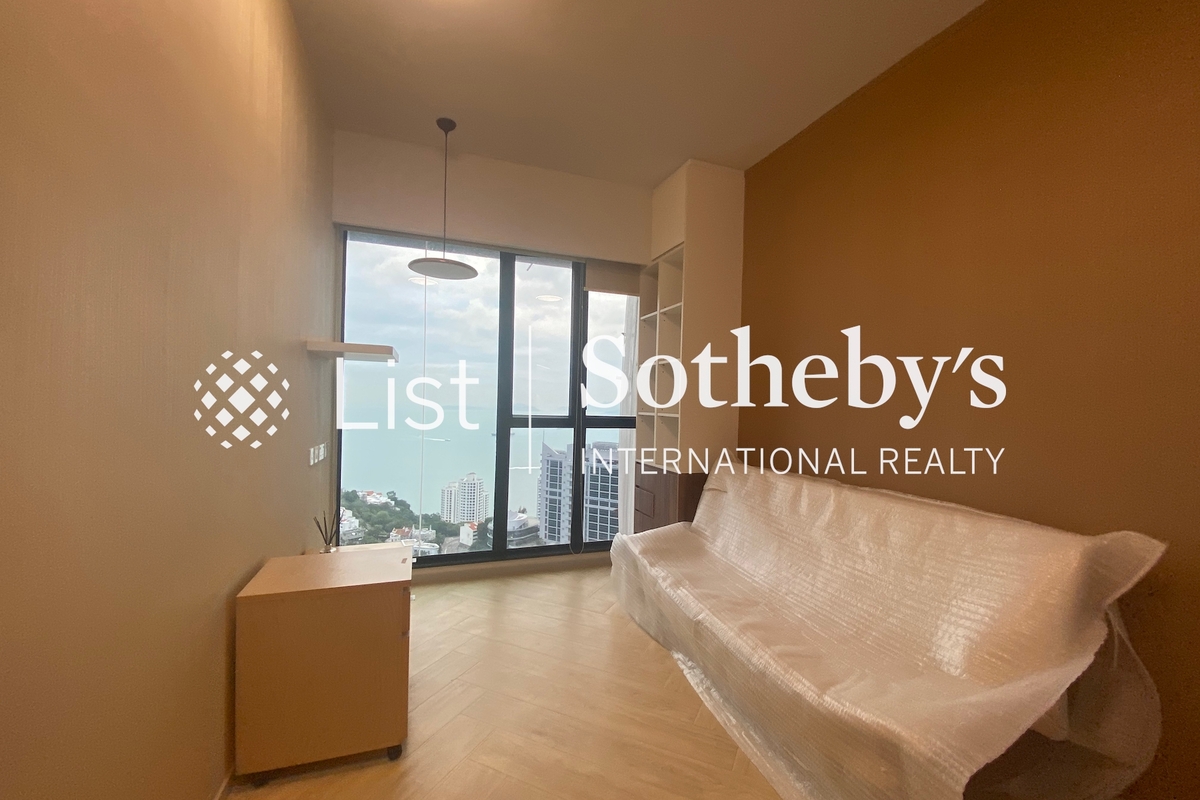 Royalton 豪峰 | Second Bedroom