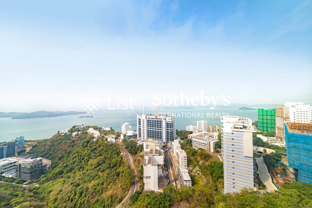 Royalton II 豪峰II | View from Living and Dining Room