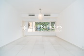 Ruby Court 嘉麟阁 | Living and Dining Room