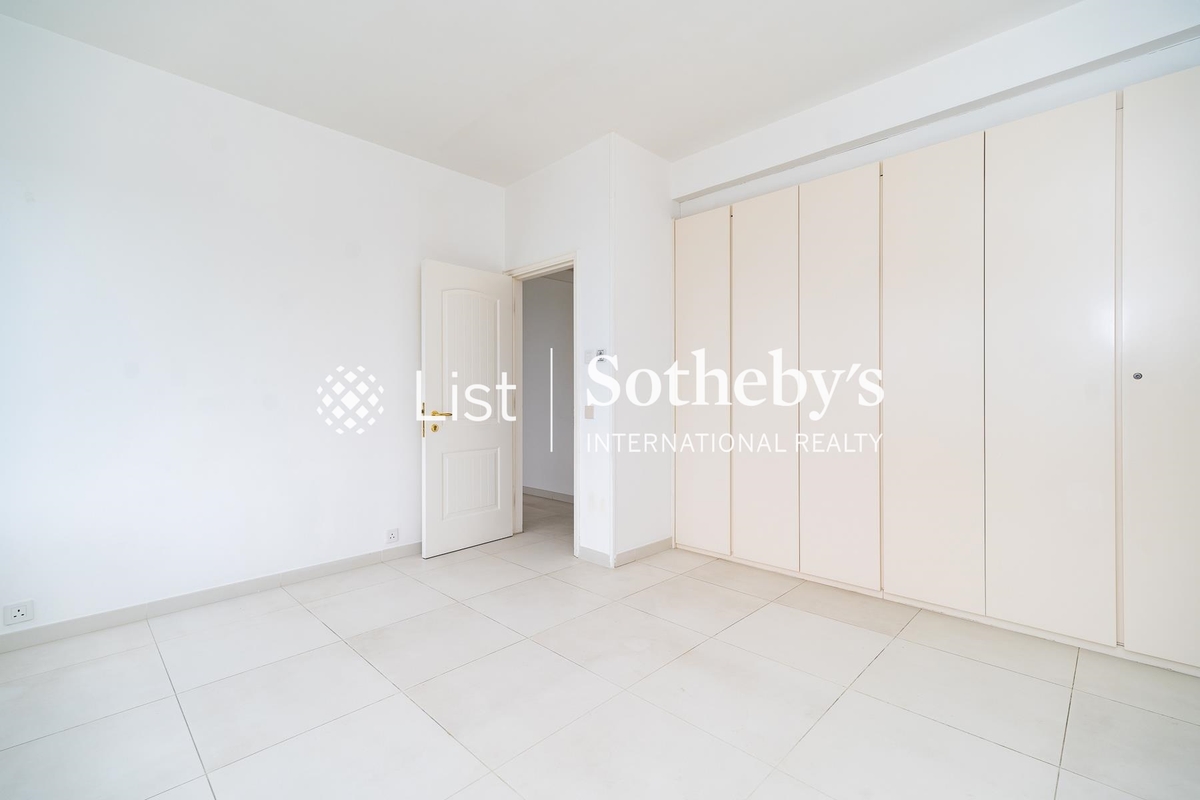 Ruby Court 嘉麟閣 | Master Bedroom