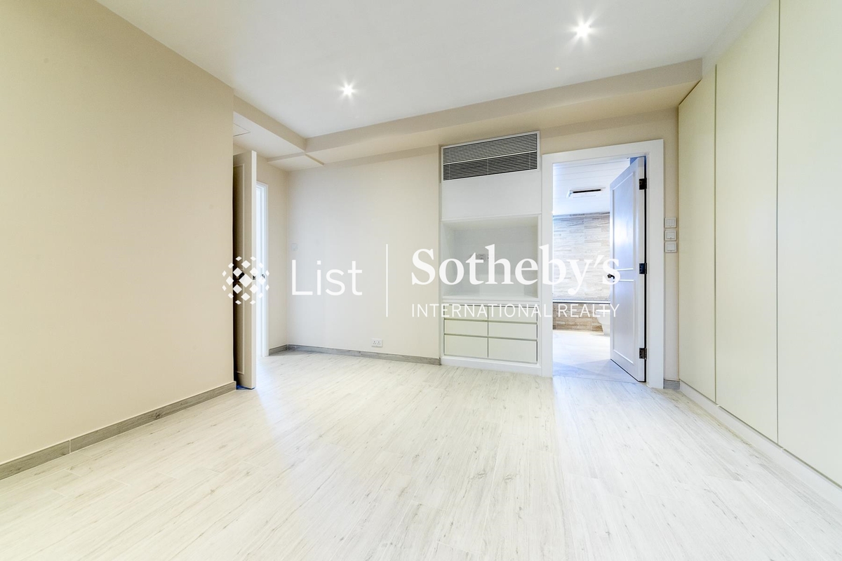 Ruby Court 嘉麟閣 | Master Bedroom