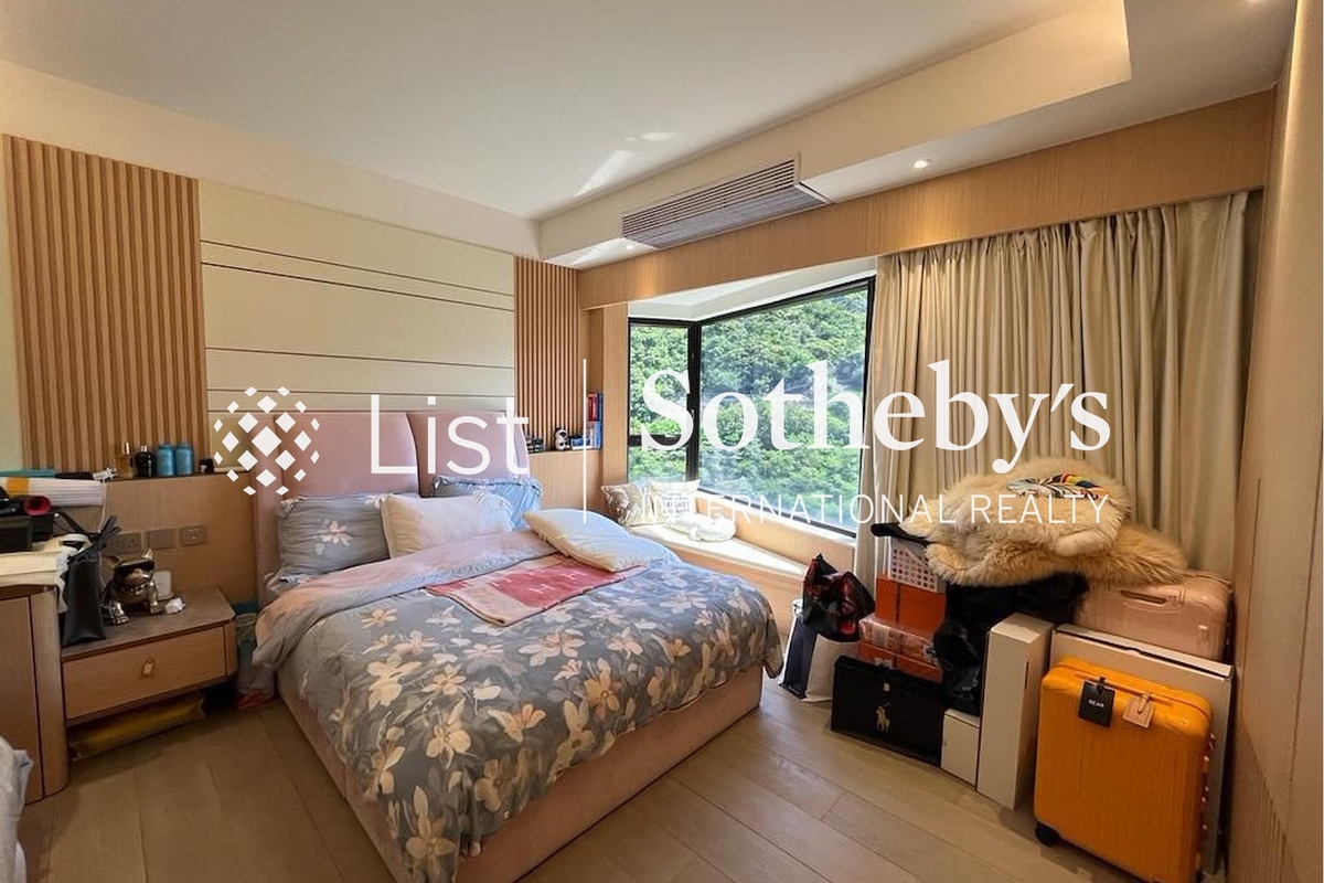 Ruby Court 嘉麟阁 | Third Bedroom
