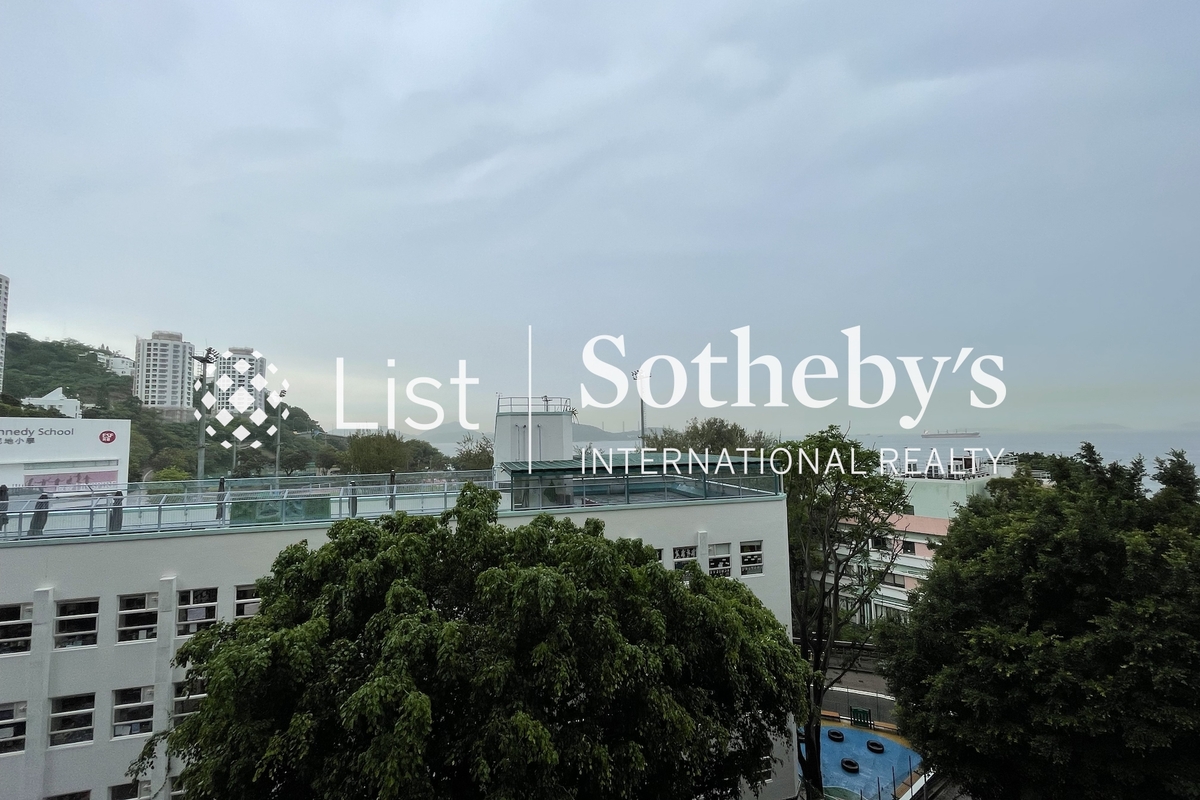 Scenic Villas 美景台 | View from Living and Dining Room