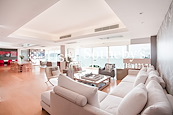 Scenic Villas 美景台 | Living and Dining Room