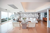 Scenic Villas 美景台 | Living and Dining Room