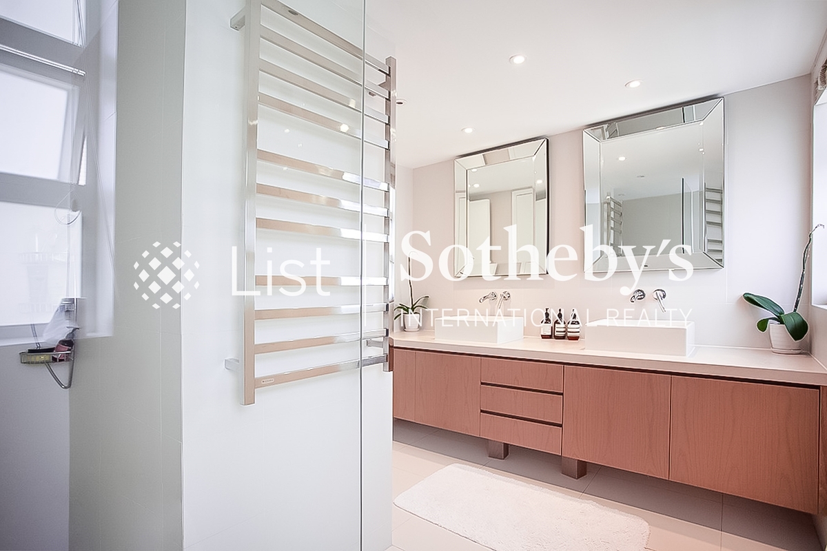 Scenic Villas 美景臺 | Master Bathroom