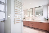 Scenic Villas 美景台 | Master Bathroom