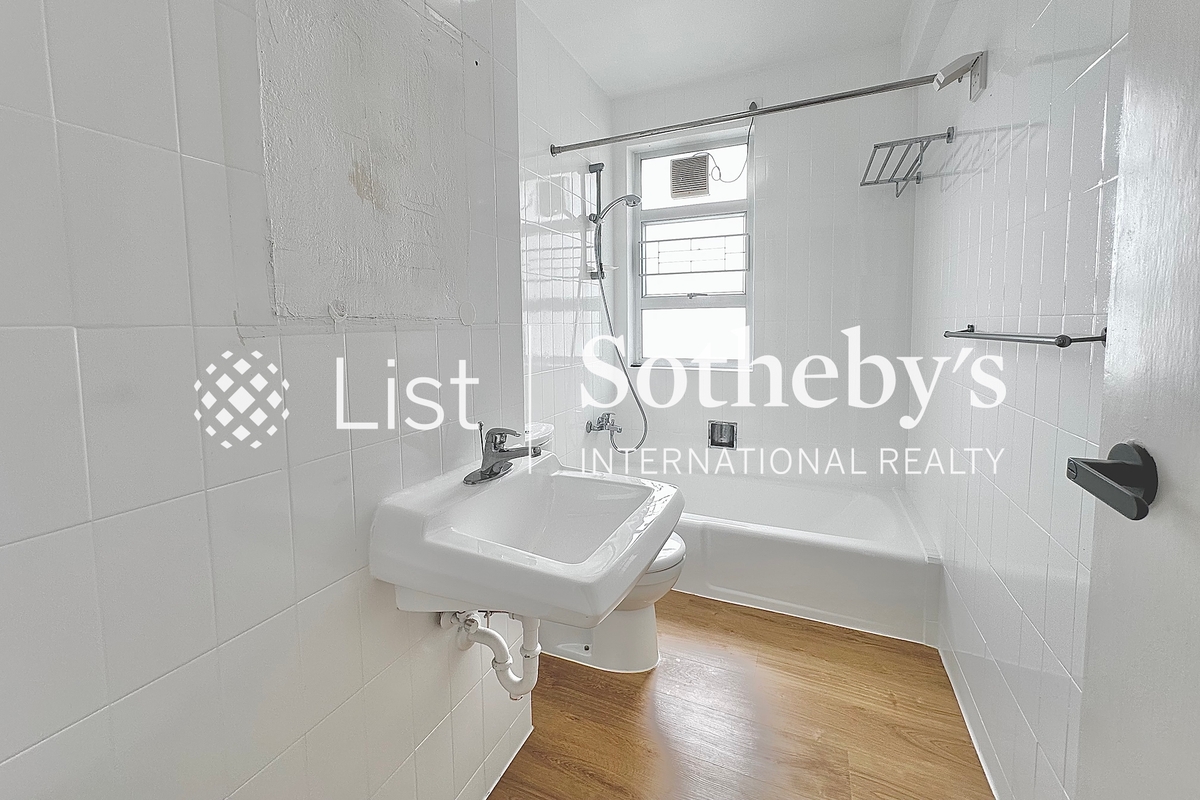 Scenic Villas 美景臺 | Guest Bathroom