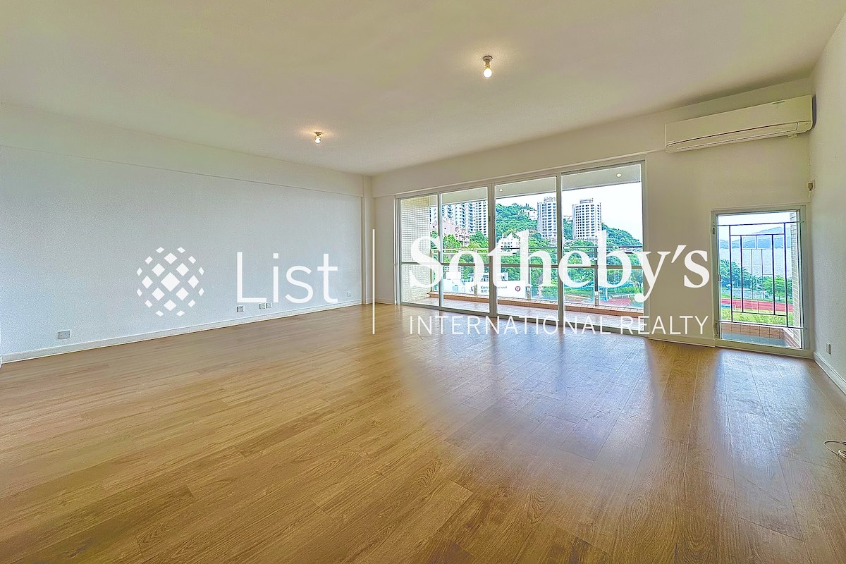 Scenic Villas 美景臺 | Living and Dining Room