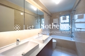 Scenic Villas 美景臺 | Master Bathroom