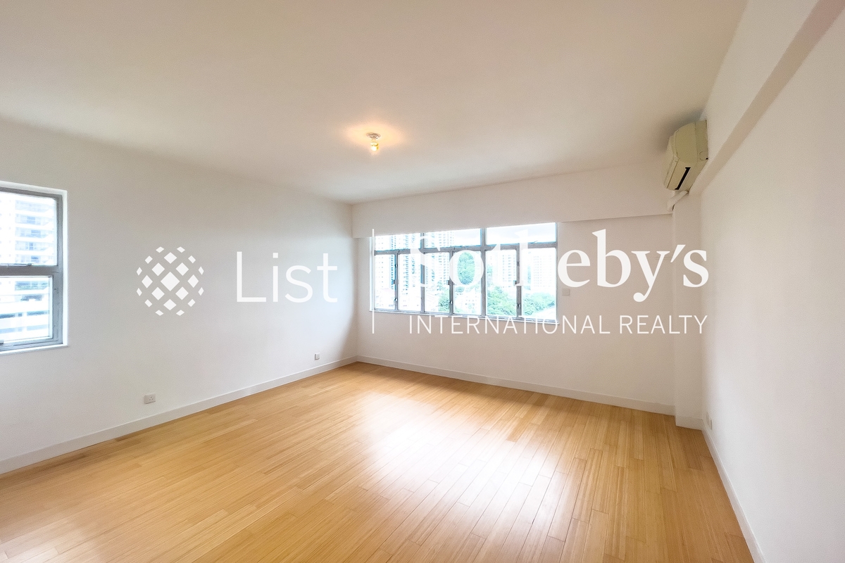 Scenic Villas 美景臺 | Master Bedroom