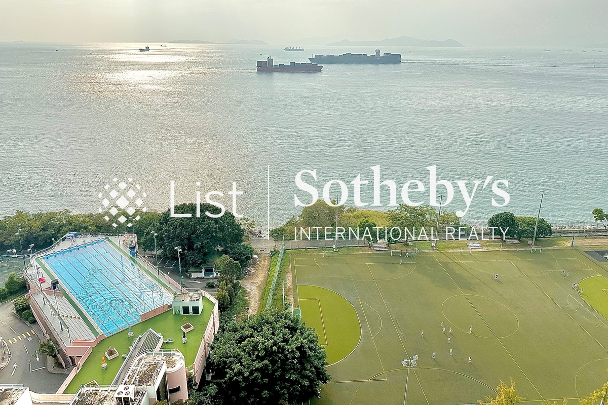 Scenic Villas 美景臺 | View from Private Roof Terrace