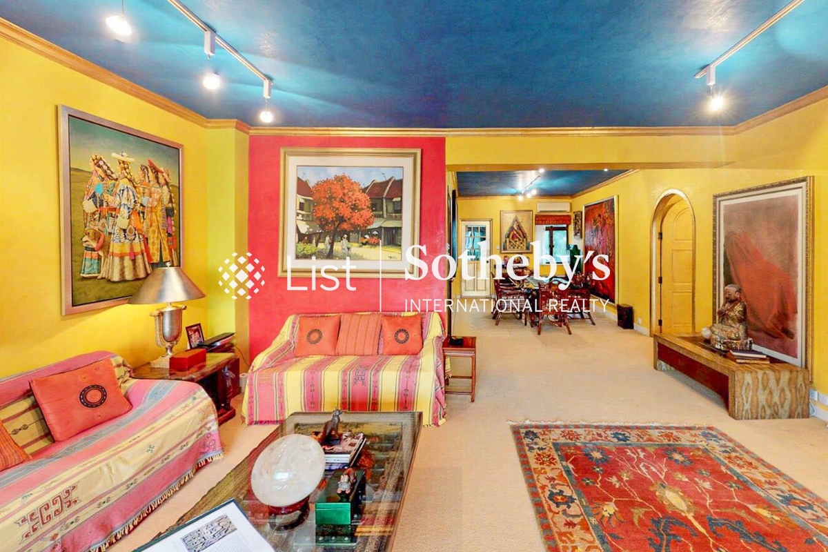 Scenic Villas 美景臺 | Living and Dining Rooms