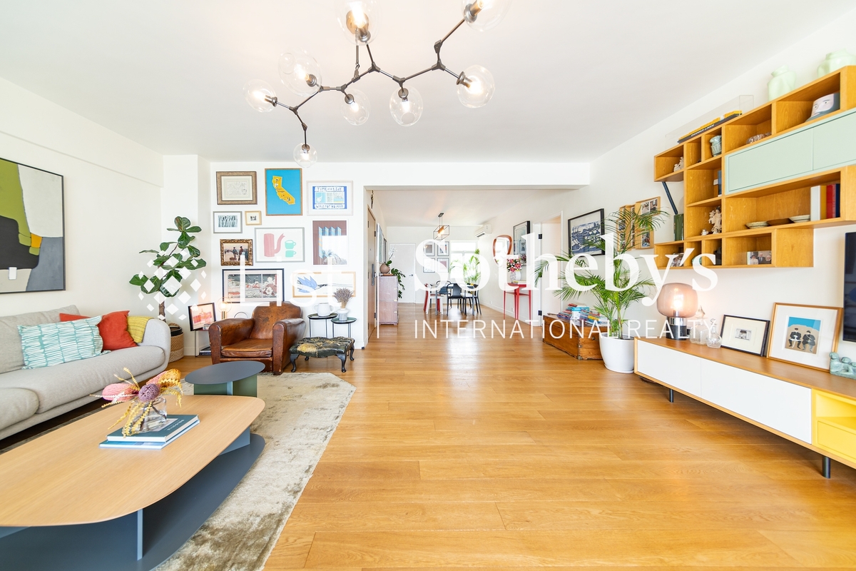 Scenic Villas 美景臺 | Living and Dining Room