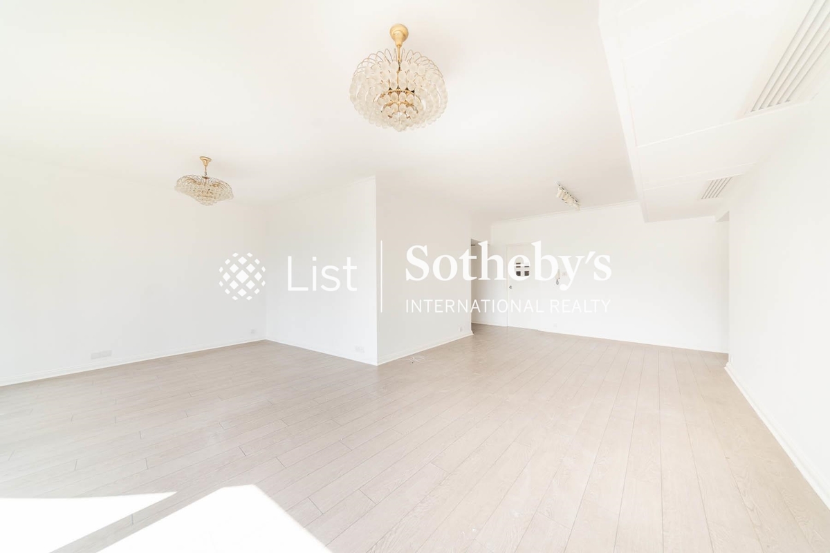 Dynasty Court 帝景园 | Living and Dining Room