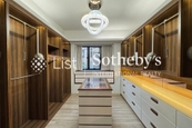 Clovelly Court 嘉富丽苑 | Walk-in Closet in Master Bedroom 