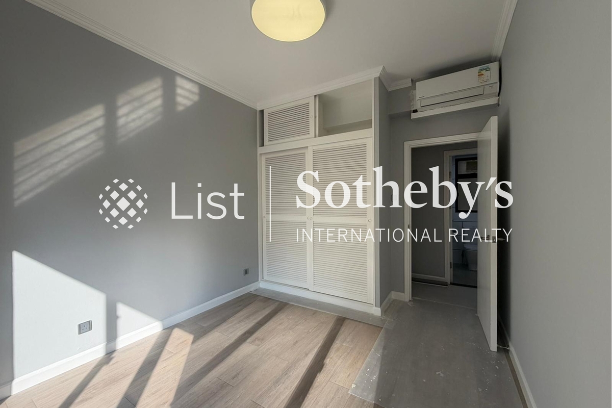 Clovelly Court 嘉富麗苑 | Third Bedroom