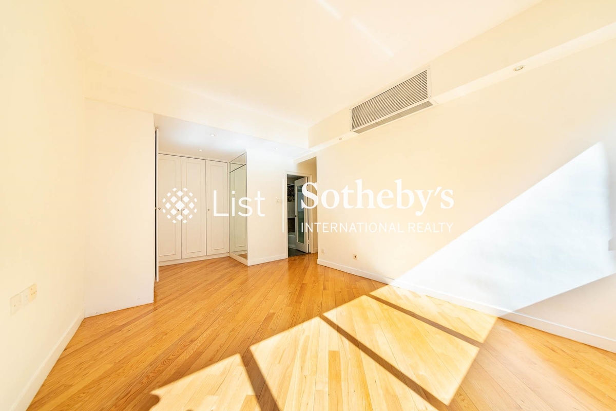 Clovelly Court 嘉富麗苑 | Master Bedroom