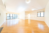 Clovelly Court 嘉富麗苑 | Living and Dining Room