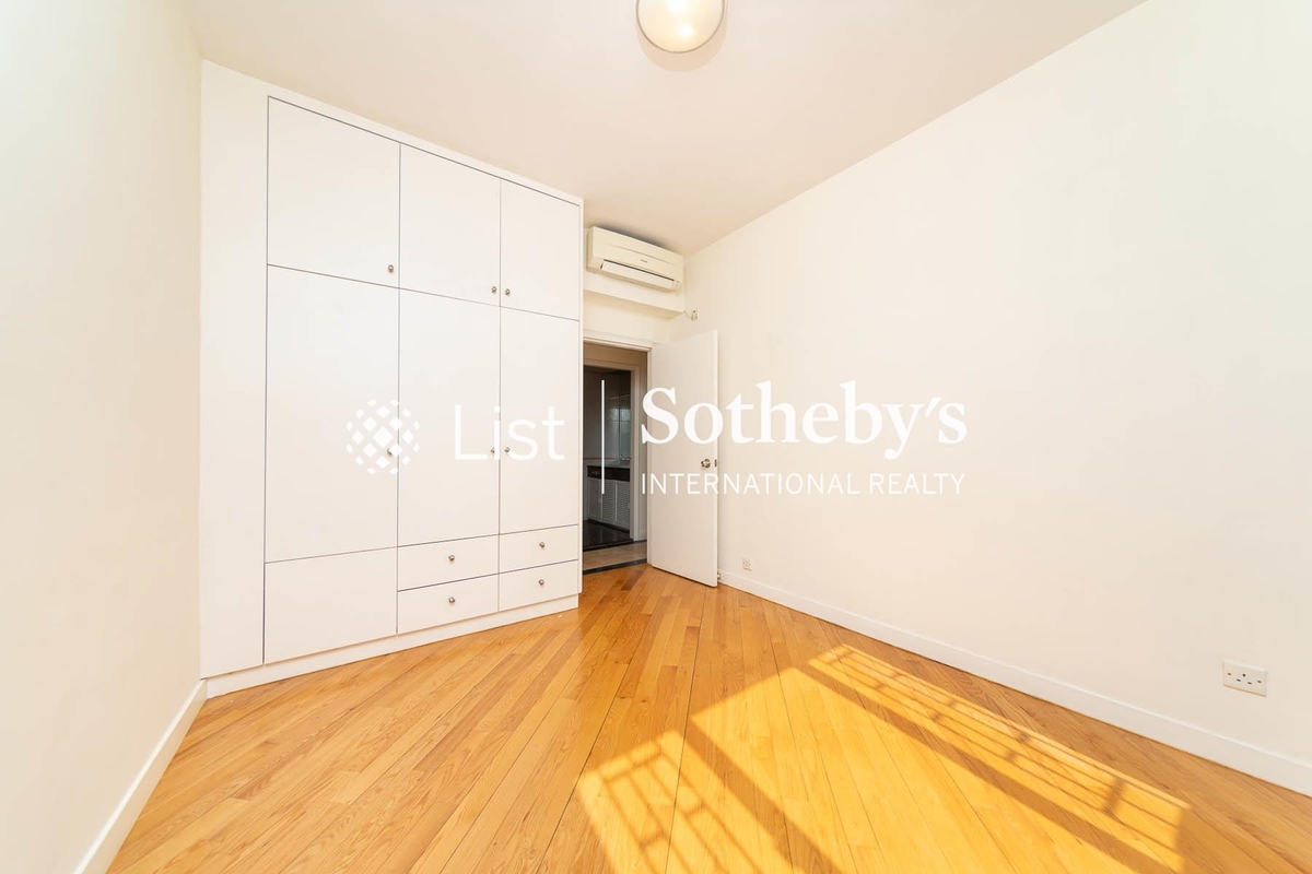 Clovelly Court 嘉富麗苑 | Second Bedroom