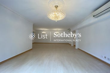 Clovelly Court 嘉富麗苑 | 