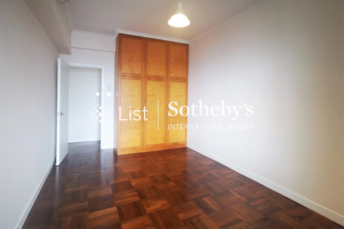 Clovelly Court 嘉富麗苑 | Second Bedroom
