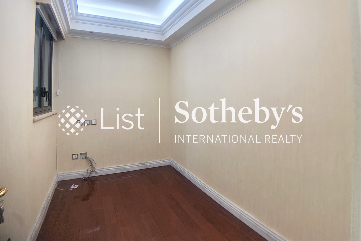 Clovelly Court 嘉富麗苑 | Fourth Bedroom
