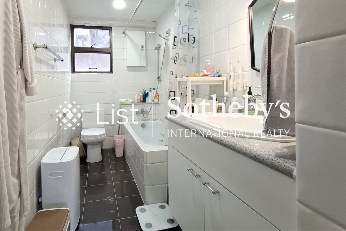 South Bay Garden 南湾花园 | Master Bathroom