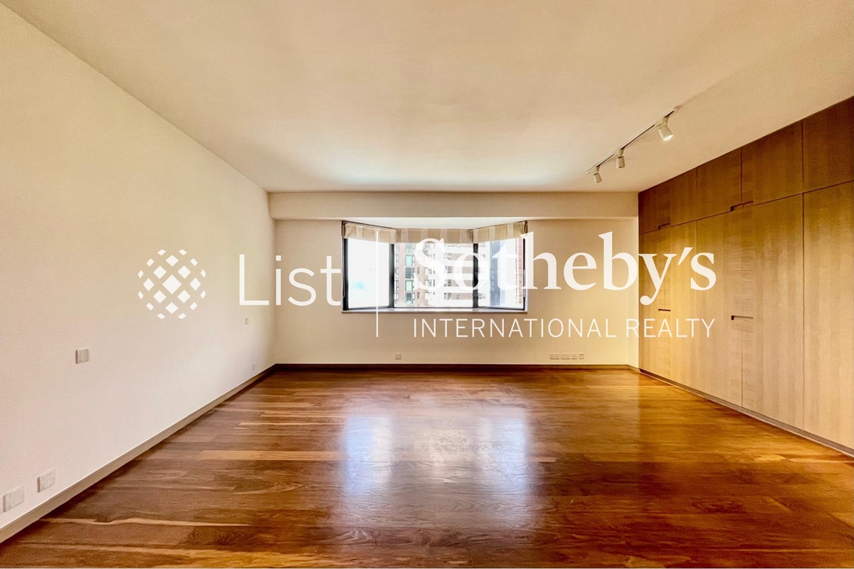 South Bay Towers 南灣大廈 | Master Bedroom