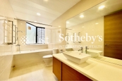 South Bay Towers 南灣大廈 | Guest Bathroom