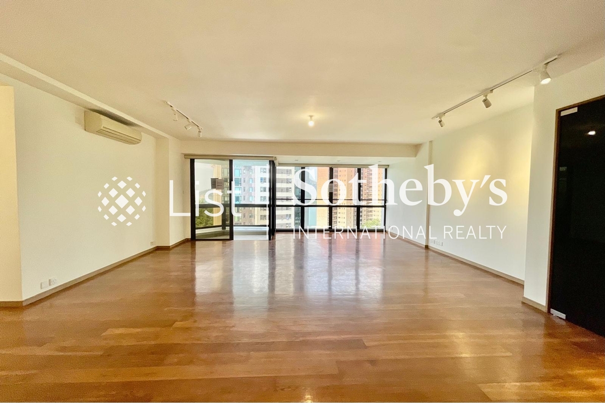 South Bay Towers 南灣大廈 | Living Room