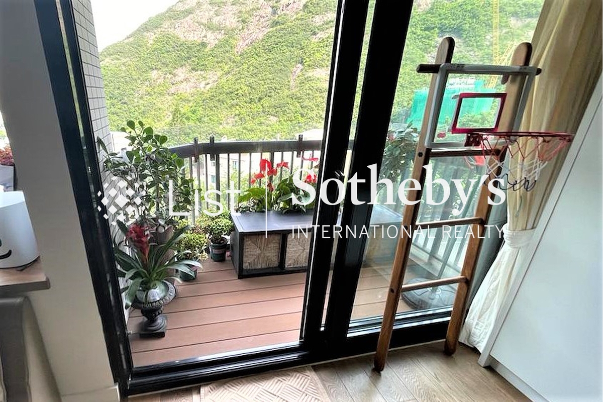 South Bay Garden 南湾花园 | Balcony off Living Room