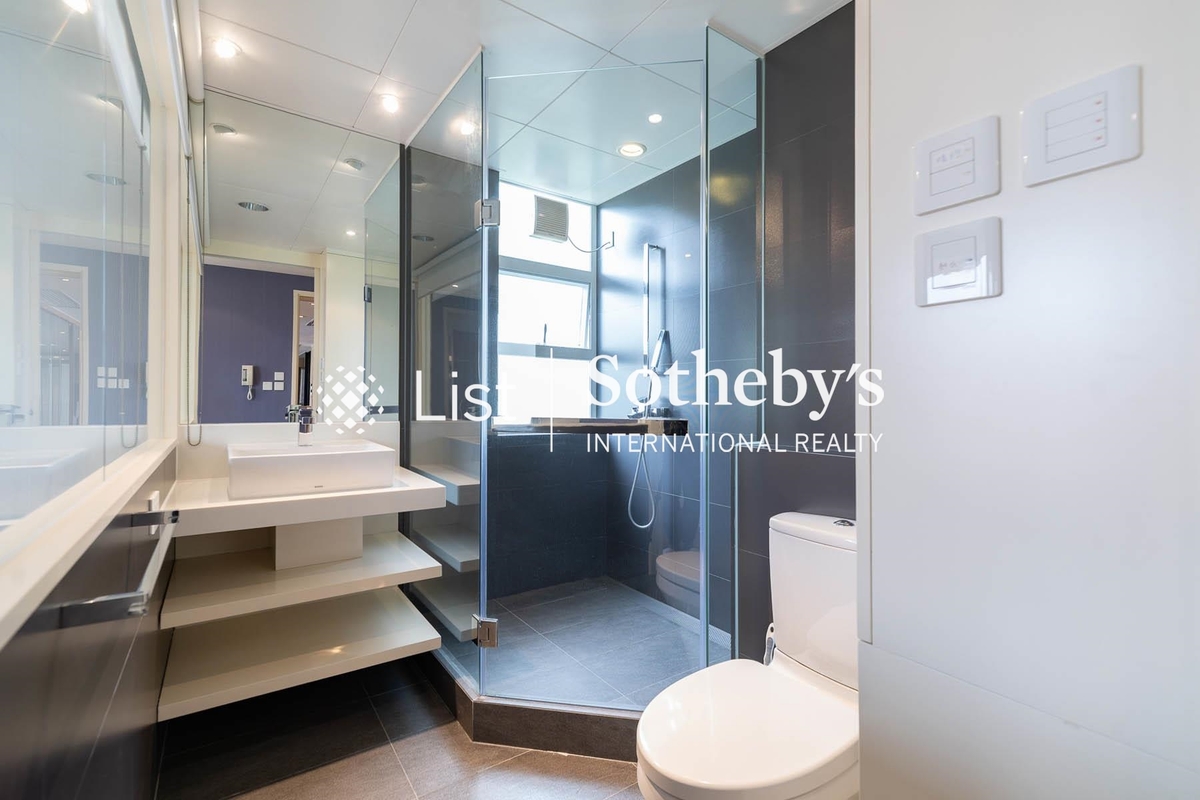 South Bay Towers 南灣大廈 | Second En-suite Bathroom