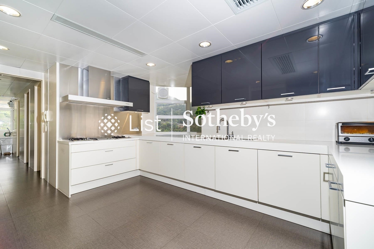 South Bay Towers 南灣大廈 | Kitchen