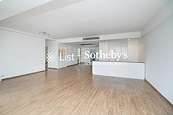 South Bay Towers 南湾大厦 | Living and Dining Room