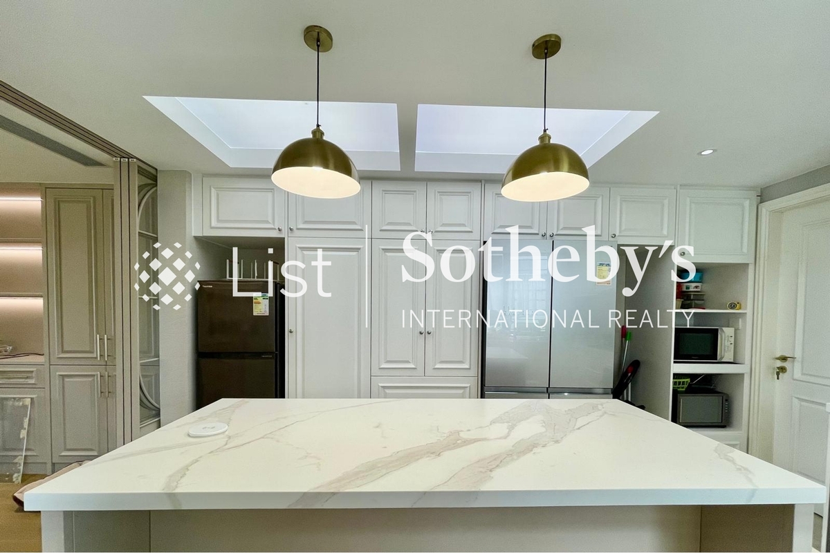 South Bay Towers 南灣大廈 | Kitchen