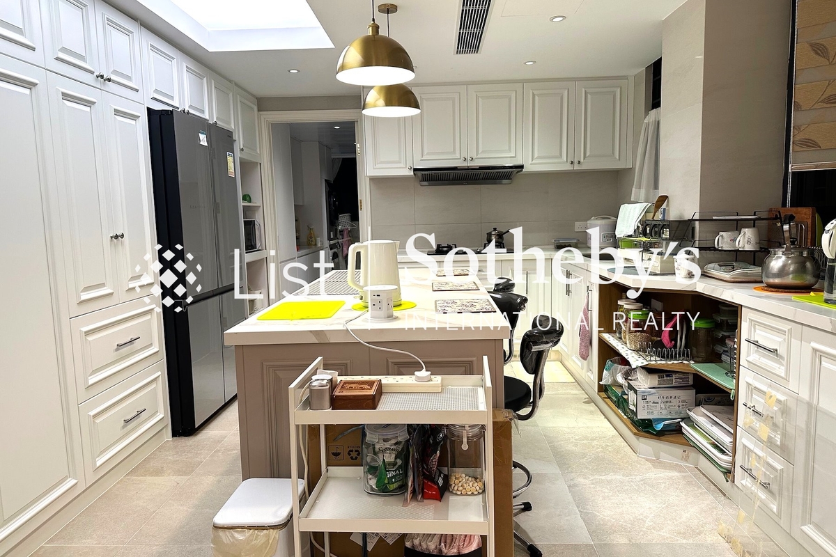 South Bay Towers 南灣大廈 | Open Kitchen