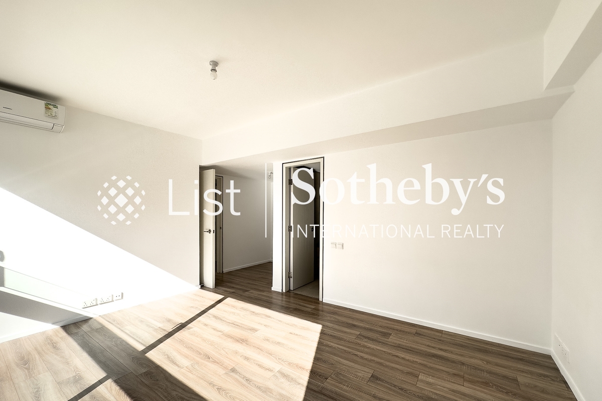 Aqua 33 Aqua 33 | Master Bedroom