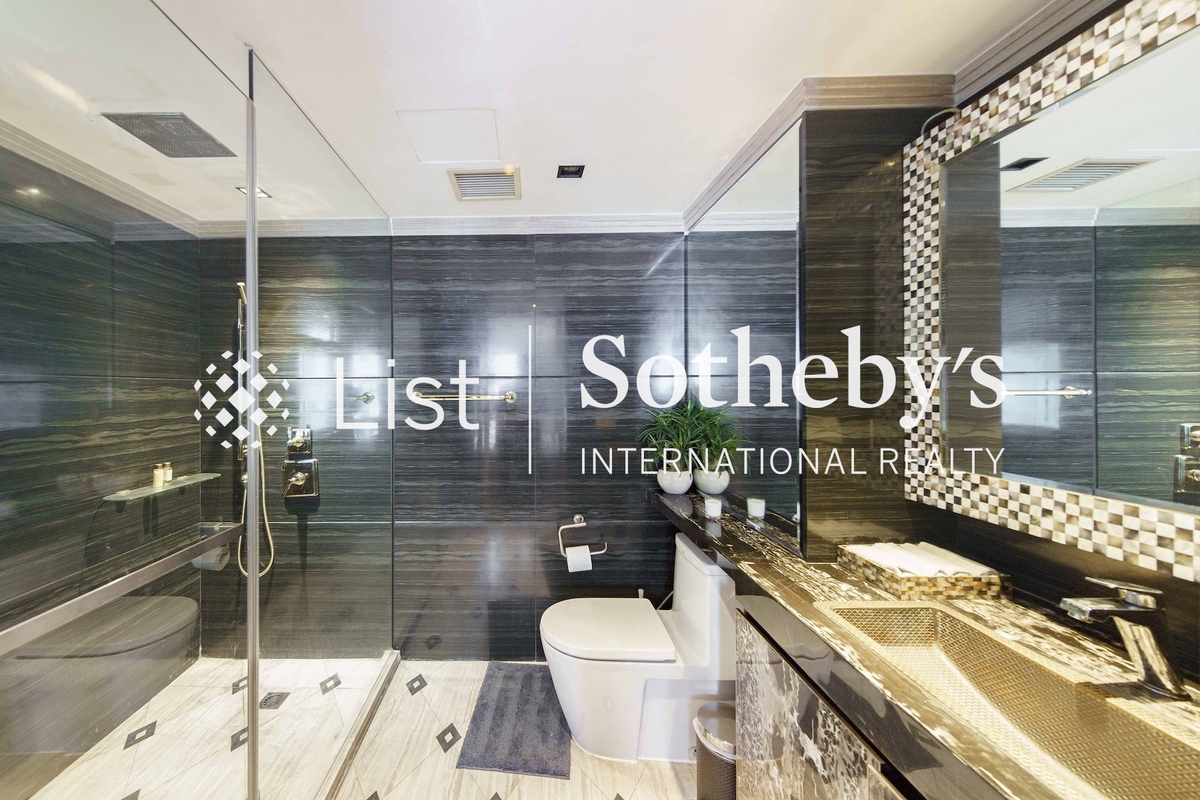 Aqua 33 Aqua 33 | Fifth En-suite Bathroom