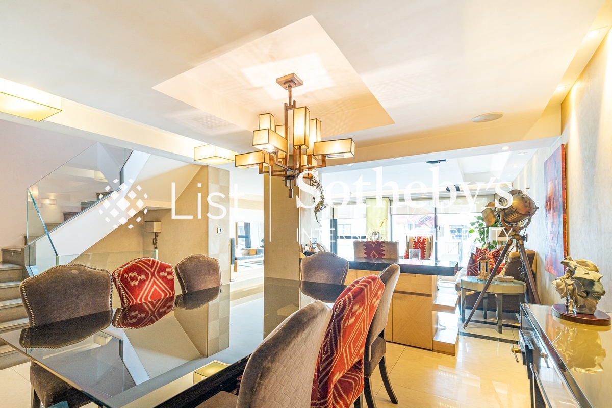 Aqua 33 Aqua 33 |  Dining Room