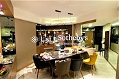 Yukon Court 殷豪閣 | Living and Dining Room