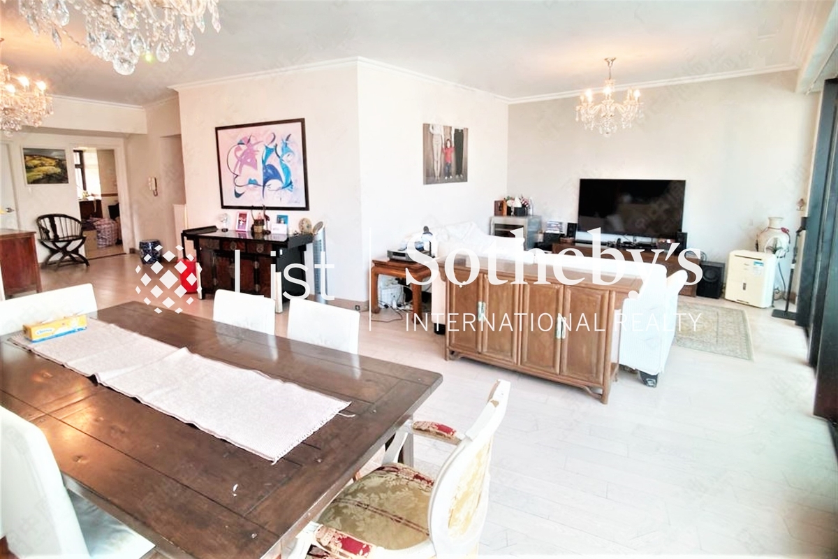 Dynasty Court 帝景园 | Living and Dining Room