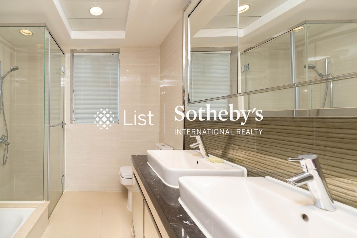 Dynasty Court 帝景園 | Master Bathroom