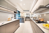 Dynasty Court 帝景園 | Kitchen