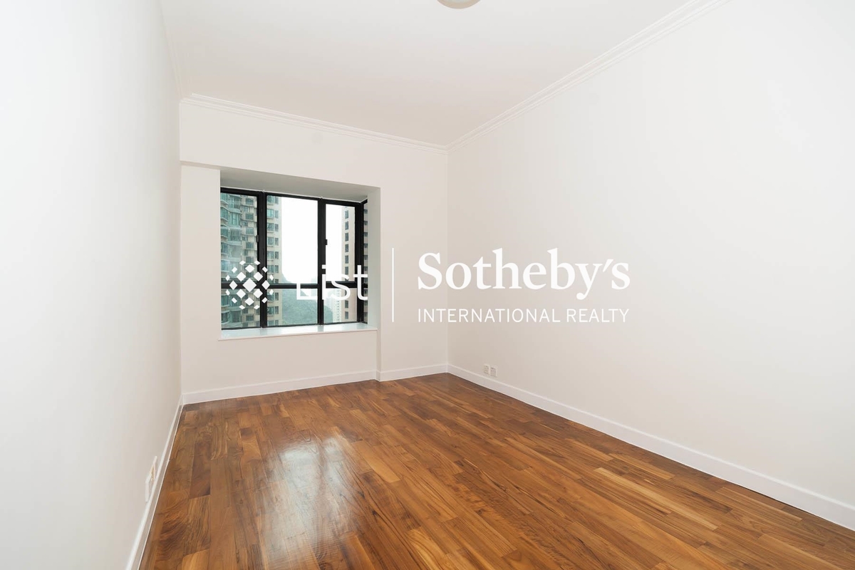 Dynasty Court 帝景園 | Third Bedroom