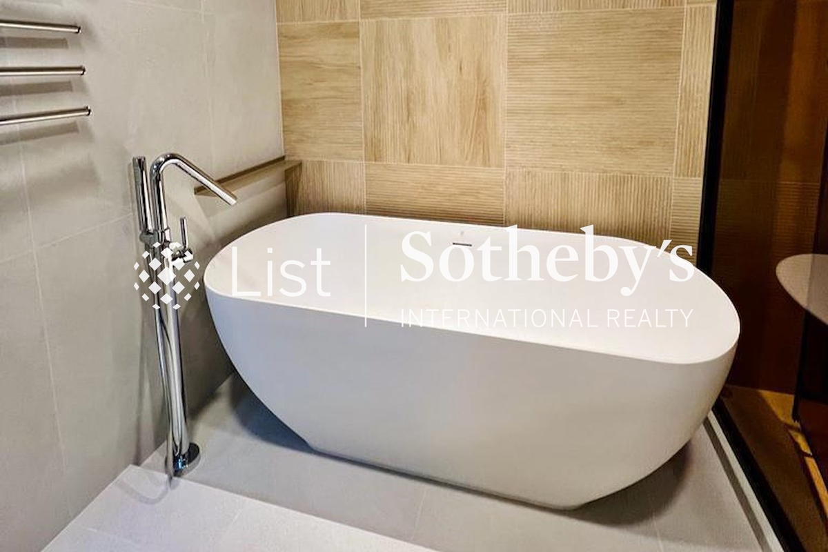 Dynasty Court 帝景园 | Master Bathroom